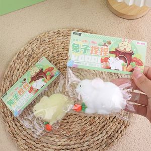 ของเล่นบีบกระต่ายน่ารัก ซิลิโคน TPR นุ่ม ยืดหยุ่น บรรเทาความเครียด ของขวัญสำหรับเด็กผู้หญิง ขายส่ง - Product Image 3