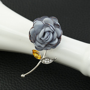 Broche en métal de style coréen et japonais pour femme, motif rose <span class=keywords><strong>Mori</strong></span>, épinglette artistique pour pull, accessoire pour robe de soirée et de mariage toutes saisons - Product Image 3