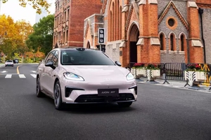 Voiture électrique chinoise 2026 en promotion : AION <span class=keywords><strong>RT</strong></span>, berline électrique longue autonomie 520 km, véhicule à énergie nouvelle Aion - Product Image 2