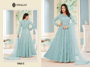 Vestido Anarkali de Diseñador de Primera Calidad con Bordado y Lentejuelas Disponible a Precio de Exportación - Product Image 4