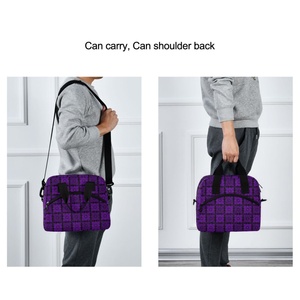 Nouveauté : Sac isotherme repas personnalisé en polyester matelassé violet imprimé, réutilisable, 15L, pour hommes, pique-nique et voyage - Product Image 6