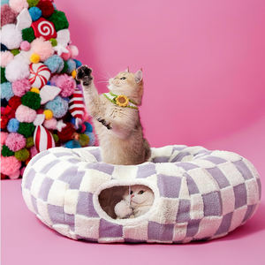 Venta al por mayor personalizado portátil gato cueva doblado fieltro gato túnel interior cama multifunción mascota cama cojín caja de embalaje - Product Image 1