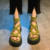 Sandales à plateforme D944 tendance, nouveauté été, style Joker, à brides fines croisées et ajourées, bottes romaines à fermeture éclair, chaussures pour enfants avec semelle intermédiaire en caoutchouc