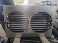 Échangeur de chaleur à microcanaux en aluminium (MCHX) comme condenseur évaporateur dans une pompe à chaleur double source fonctionnant avec du R32 respectueux de l'environnement