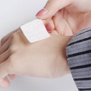 แผ่นแปะวิตามิน <span class=keywords><strong>B12</strong></span> แบบซึมผ่านผิวหนัง สำหรับดูแลสุขภาพ ผลิตแบบ OEM บรรจุ 30 ชิ้น/ถุง รับผลิตแบรนด์ส่วนตัว - Product Image 2