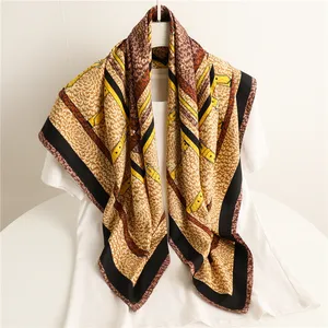 Bufanda de cuello cuadrado de seda de sarga fresca de verano para mujer patrón Retro chal de playa señora diadema pañuelo 90x90 cm bufandas