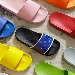 Plataforma gruesa para el hogar OEM y ODM para zapatillas navideñas de mujer - Product Image 1