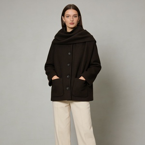 Abrigo de lana para mujer con cuello tipo bufanda, abotonadura sencilla, estilo formal y a la moda. - Product Image 4