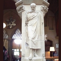 Sculpture en marbre d'Aristote, célèbre philosophe grec, pour l'extérieur