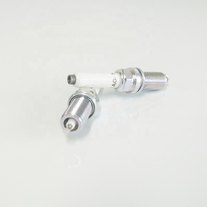 VENTE EN GROS Pièces de système d'allumage de voiture haute performance Bougie d'allumage double Iridium pour VW /<span class=keywords><strong>AUDI</strong></span> <span class=keywords><strong>A4</strong></span> A6 A7 A8L - Product Image 5