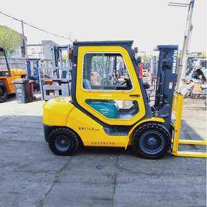 Spot Factory Komatsu FD30-16 Used Diesel Forklift 3 Ton Load Capacity Cabin 4x4 Drive Two Stage Mast Mini Forklift Attachments - Product Image 4