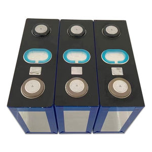 Batteria agli Ioni di <span class=keywords><strong>Litio</strong></span> 3.7v CATL 40ah 93ah 114ah 116ah, <span class=keywords><strong>Batterie</strong></span> per E-bike, Batteria <span class=keywords><strong>al</strong></span> <span class=keywords><strong>Litio</strong></span> Elettrica Lifepo4 141ah per Accumulo Energetico - Product Image 4