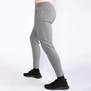 Pantalon de jogging pour homme gris, coupe ajustée, respirant, avec cordon de serrage, taille élastique et poches latérales, prix de gros - Product Image 3