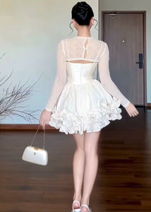 Ensemble 2 pièces : Robe mini sans bretelles à volants et cardigan en dentelle, respirant, à manches longues, coupe courte, fabriqué au Vietnam, style élégant pour soirée, col montant - Product Image 2