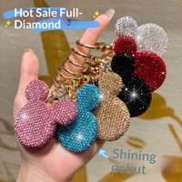 Porte-clés Mickey en strass très populaire, pendentif mignon de dessin animé pour sac à dos d'étudiant, porte-clés de voiture pour couple, cadeau en gros