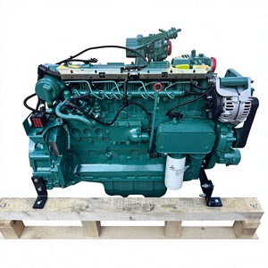 Motor diésel Volvo D6E de 6 cilindros y 5.7L con arranque eléctrico y refrigeración por agua. - Product Image 1