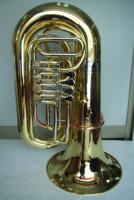 Tuba 3/4 Eastern Music, 4 pistons rotatifs, calibre 19,5 mm / cloche 450 mm, finition laquée or