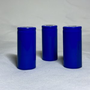 32700 LiFePO4 Batterijcel 3.2V 6000mAh Oplaadbare Cilindrische Lithium Batterij voor Zonne-energiesystemen EV AGV - Product Image 3