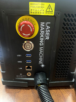 Machine de marquage laser portable 20W/30W/50W, mini imprimante de codes-barres à refroidissement par air, facile à transporter et à utiliser pour les fabricants