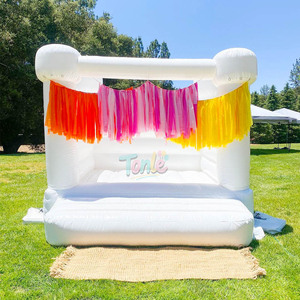 Thương mại sang trọng đám cưới Bouncer nhảy <span class=keywords><strong>Inflatable</strong></span> lâu đài, <span class=keywords><strong>Inflatable</strong></span> nhà màu trắng với bóng hồ bơi và quạt bao gồm - Product Image 5