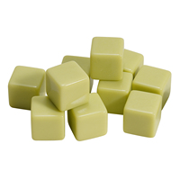 Dés en résine acrylique vierges personnalisés OEM, blocs cubes unis de couleur unie, gravure et impression de logo personnalisés sur 6 faces