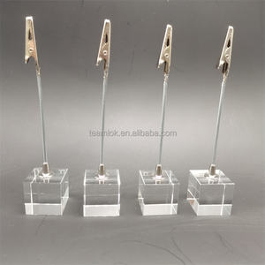 Cube de cristal <span class=keywords><strong>transparent</strong></span> ultra haute qualité porte-numéro de mariage <span class=keywords><strong>diamant</strong></span> cristal <span class=keywords><strong>place</strong></span> porte-carte ange <span class=keywords><strong>place</strong></span> porte-carte - Product Image 3