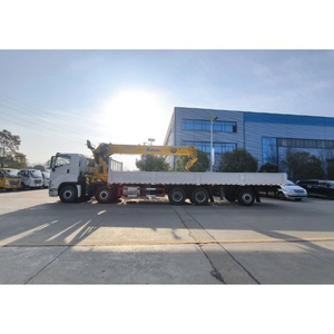 Grúa de Alta Calidad Montada en Vehículo con Brazo de 5 Secciones de 20 Toneladas y una Longitud de 23.7 Metros Disponible para la Venta - Product Image 2