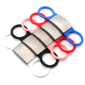 Vente en gros d'étiquettes d'identification pour animaux de compagnie ONEQUAN avec logo personnalisé, code QR, pour collier de chat ou de chien, à graver - Product Image 6