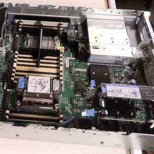 เซิร์ฟเวอร์แบบแร็ค 2U รุ่น SR650 V2 ลดราคาพิเศษ รองรับหน่วยความจำ DDR4 32 ช่อง รองรับไดรฟ์ NVMe 32 ช่อง พร้อมอะแดปเตอร์สวิตช์ NVMe และช่อง PCIe 4.0 8 ช่อง - Product Image 1