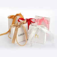Sac d'emballage pour collier en papier couché, petites quantités disponibles, logo personnalisé, sac à bijoux blanc de luxe personnalisable