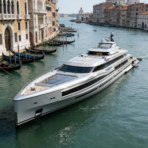 <span class=keywords><strong>En</strong></span> stock : Yacht de luxe et yacht de croisière de 60 pieds, prêt pour un restaurant aquatique de club nautique de luxe ou des divertissements privés - Product Image 3