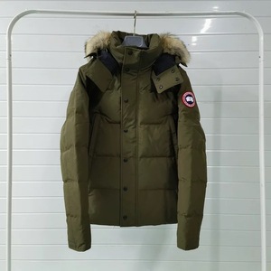 Nuova Collezione 2025: Parka da Uomo di Alta Qualità, Giacca Personalizzata Stile Canadese con Tecnologia Heattech, Imbottita in Piuma - Product Image 4