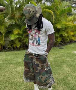 กางเกงขาสั้นคาร์โก้ลายพรางแบบขากว้างสำหรับผู้ชาย สไตล์สตรีทแวร์ แต่งมุกและคริสตัล  ลำลอง - Product Image 2