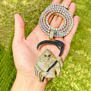 Ciondolo Teschio a <span class=keywords><strong>Falce</strong></span> 3D Placcato Oro e Argento con Zirconi Cubici Micro-Incastonati, Gioiello Hip-Hop Luccicante per Uomo - Product Image 6