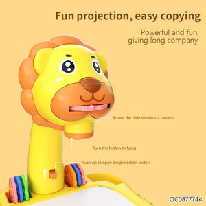 Juguetes educativos con diseño de León de dibujos animados para niños <span class=keywords><strong>2023</strong></span> mesa de dibujo con proyector - Product Image 3