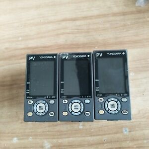 Nouveau contrôleur de température numérique Yokogawa UT32A-000-11-00 / UT55A-010-11-00 du Japon - Product Image 2