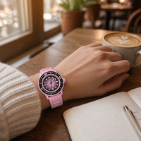 Montre à main pour filles, couleur bonbon, mignonne et charmante, tendance, bracelet en silicone, boîtier à quartz, best-seller, pas cher