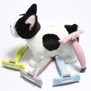 Plastic pure color portable cleaning grooming supplies washable cat hair removing knife slicker dog leg tail comb for large pet