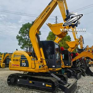 Excavatrice Komatsu 70-8 d'occasion, marque japonaise d'origine, 7 tonnes, petite taille, sur chenilles en caoutchouc. - Product Image 6