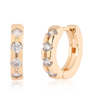 แฟชั่นใหม่ <span class=keywords><strong>Rihanna</strong></span> Style18K ชุบทองคริสตัลเพชร Huggies สตั๊ดต่างหู - Product Image 1