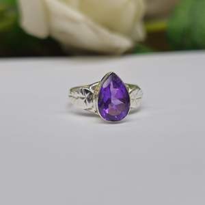 Bague Boho en argent sterling 925 faite à la main de style classique en forme de poire améthyste bague de déclaration pour les fêtes - Product Image 3