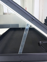 Faible MOQ, idéal pour les cartes de sport, TCG, cartes à collectionner, présentoir à bijoux avec éclairage LED, vitrine personnalisée en aluminium noir et acrylique