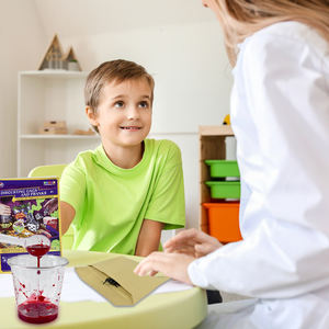 Repugnante Biología Niños Gross Science Experiments Science Kit Creepy STEM Project Kit - Product Image 3