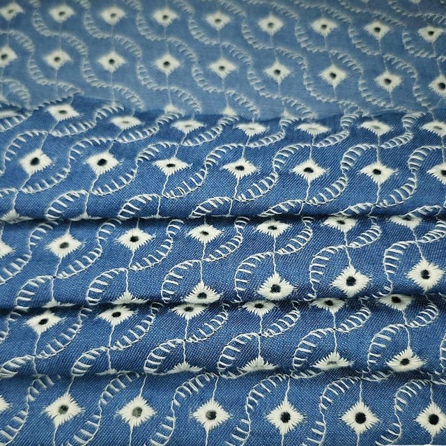 High Quality Breathable Abrasion-Resistant Very Lightweight 100% Cotton Denim Embroidered Woven Fabric Wicking for Girls Boys
