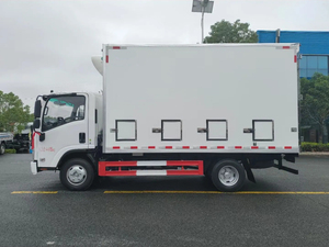 Camion Isuzu KV100 per il trasporto di pulcini, pollame vivo e bestiame, con rimorchio ventilato a doppia temperatura - Product Image 5