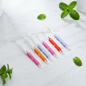 Cepillos Interdentales Flexibles Personalizables de 0.8MM, 1.2MM, 1.5MM con Mango Cónico y Cubierta para Limpieza Interdental - Product Image 2