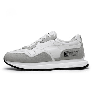 Chaussures de course en cuir de haute qualité pour hommes avec logo personnalisé OEM, confortables, tendance et décontractées - Product Image 2