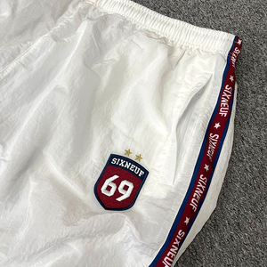 Veste de sport coupe-vent et imperméable personnalisée en usine, avec logo brodé, légère, chaude et décontractée pour hommes - Product Image 4