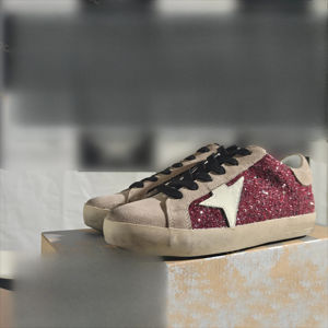 Zapatillas de invierno GGBD de cuero genuino de alta calidad con cordones, antideslizantes, cómodas, estilo skate, color dorado desgastado para caminar - Product Image 1