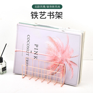 Estantería metálica de estilo nórdico con tres compartimentos, organizador de escritorio sencillo para almacenamiento de libros y documentos, color oro rosa y plateado - Product Image 2